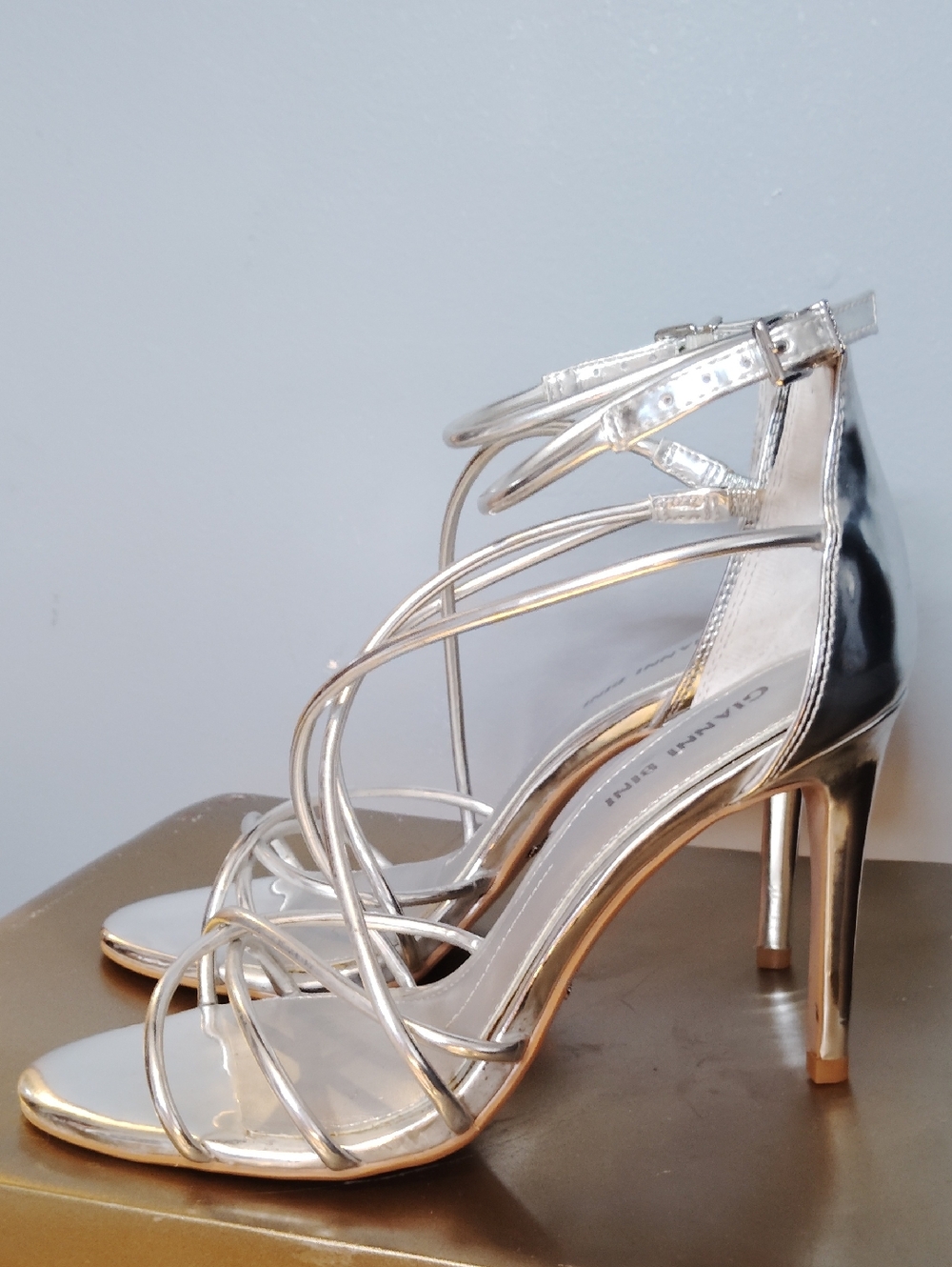 GIANNI BINI Metallic Silver Strappy High Heel Sandals 7 NWT $118